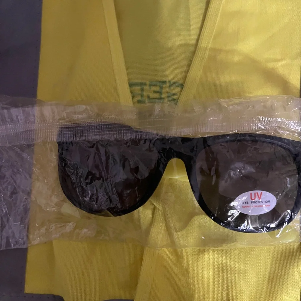 Black Sunglasses with UV Protection